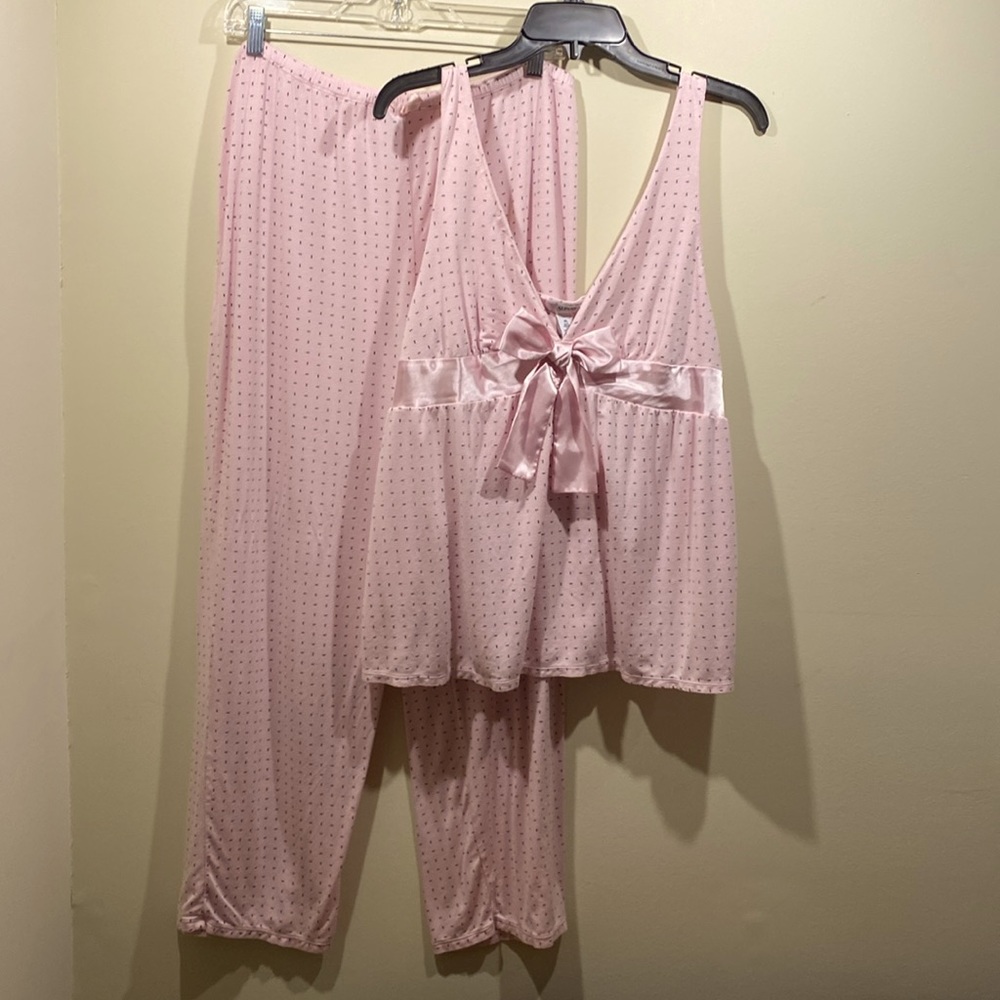 Alfani Intimates Women’s PJ’s; size XL, light pink & black; good condition